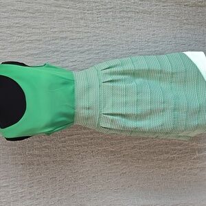 Green Sleeveless Women's Dress